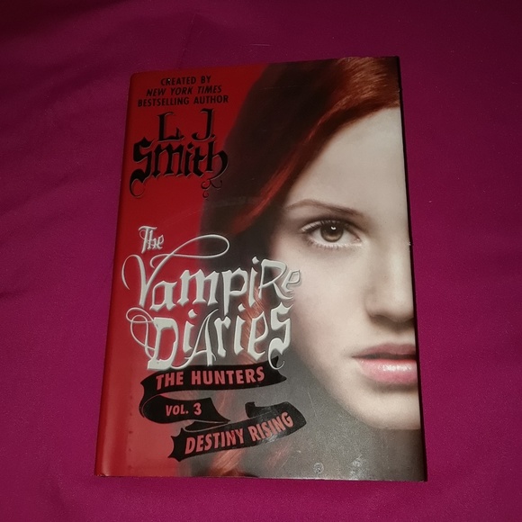 Books - Picture 3 of 5